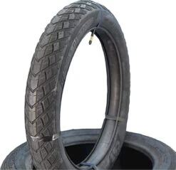 Alternative view of Fatbike Buitenband 20x4.0 CST BFT