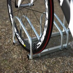 Monzana Fietsenstandaard – Voor 3 Fietsen 71x32x27cm - Zilver 15 Monzana Fietsenstandaard – Voor 3 Fietsen 71x32x27cm - Zilver -Volare Shop 1200x1200 424