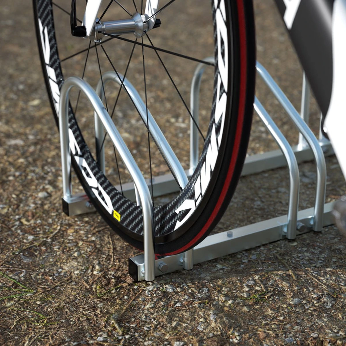 Monzana Fietsenstandaard – Voor 3 Fietsen 71x32x27cm - Zilver 8 Monzana Fietsenstandaard – Voor 3 Fietsen 71x32x27cm - Zilver - Afbeelding 6