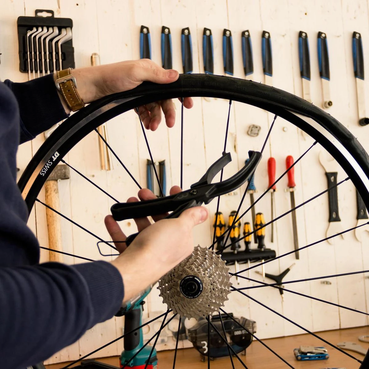 BBB Cycling EasyTire Bandenlichter - Professioneel Fietsgereedsschap - Fietsband Oplegger - Zwart - BTL-78 4 BBB Cycling EasyTire Bandenlichter - Professioneel Fietsgereedsschap - Fietsband Oplegger - Zwart - BTL-78 - Afbeelding 2