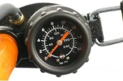 SKS Rennkompressor - 16 Bar Fietspomp - Met EVA Kop 16 SKS Rennkompressor - 16 Bar Fietspomp - Met EVA Kop -Volare Shop 1200x789 1