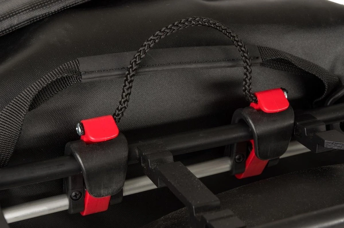 AGU Tech Enkele Fietstas Shelter - Zwart - 21 L - Waterdicht - KLICKfix Module Rail 11 AGU Tech Enkele Fietstas Shelter - Zwart - 21 L - Waterdicht - KLICKfix Module Rail - Afbeelding 9