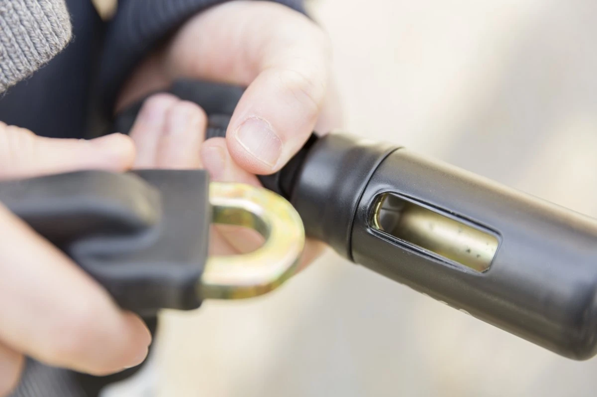 AXA Linq 100 Kettingslot - ART 2 Slot Voor Fietsen - Extra Dikke Schakels - 100 Cm – 9,5 Mm - Zwart 6 AXA Linq 100 Kettingslot - ART 2 Slot Voor Fietsen - Extra Dikke Schakels - 100 Cm – 9,5 Mm - Zwart - Afbeelding 4