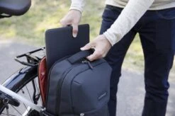 New Looxs Nevada 17" Laptop Fietsrugzak - 17 Inch Laptopvak - 17 Liter - Zwart -Volare Shop 1200x799 5
