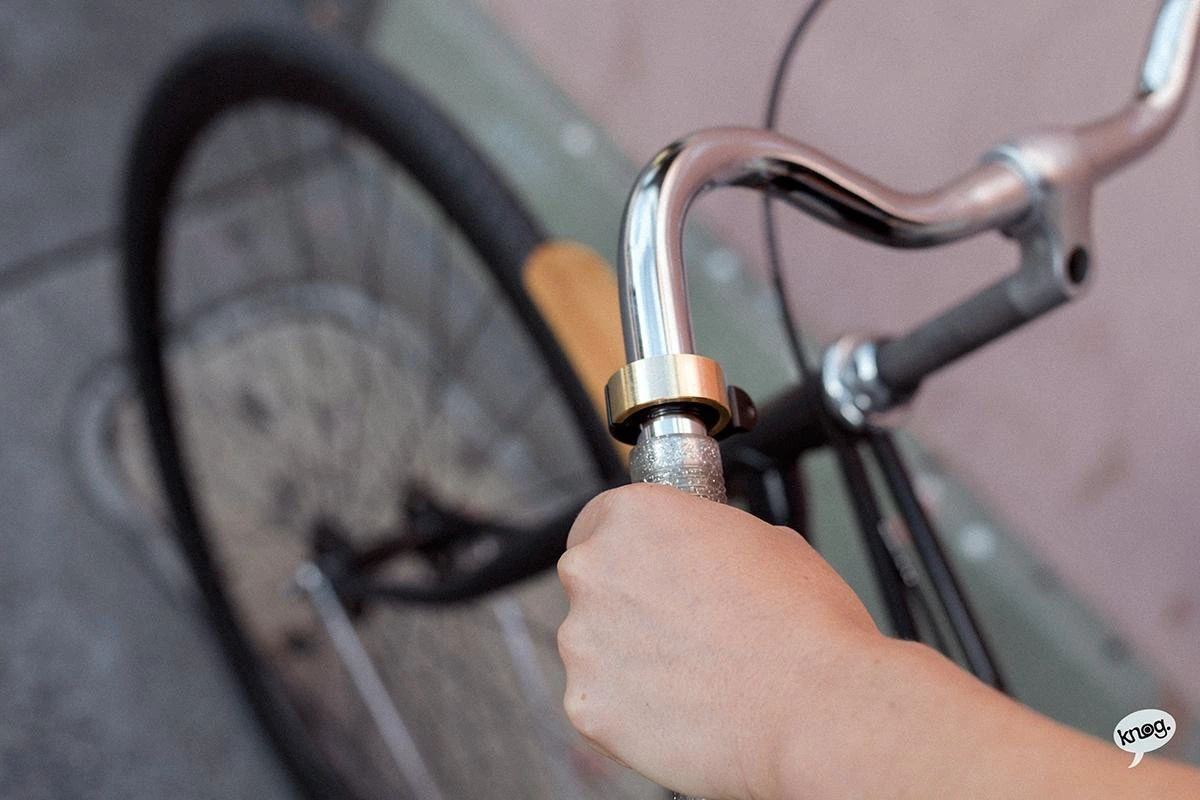 KNOG Oi CLASSIC SMALL FIETSBEL ZWART 22.2mm 5 KNOG Oi CLASSIC SMALL FIETSBEL ZWART 22.2mm - Afbeelding 3