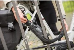 AXA Solid Plus Fietsslot- ART2 - Inclusief 140cm Insteekketting – Ringslot - Zwart 18 AXA Solid Plus Fietsslot- ART2 - Inclusief 140cm Insteekketting – Ringslot - Zwart -Volare Shop 1200x811 2