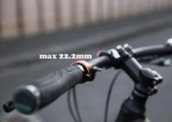 KNOG Oi CLASSIC SMALL FIETSBEL ZWART 22.2mm 11 KNOG Oi CLASSIC SMALL FIETSBEL ZWART 22.2mm -Volare Shop 1200x857 1