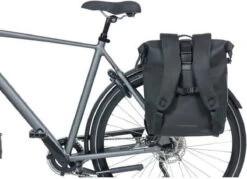 Basil SoHo Fietsrugzak Nordlicht - Enkele Fietstas - Mosgroen - 17 Liter -Volare Shop 1200x872 2