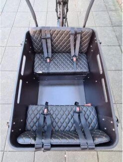 Vogue Carry 3 Bakfiets Kussenset, Model Capi, Kleur Zwart, 3 Cm Dikke Skyleer Bakfiets Kussens -Volare Shop 909x1200